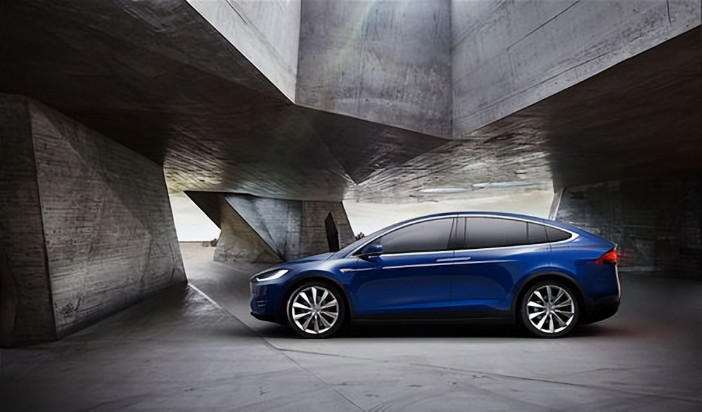 2021年豪车吸金排行榜出炉，奥迪相比奔驰、宝马确实低一个档次