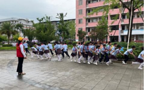 国际减灾日 安全知识进校园，防灾减灾科普先行知识竞赛