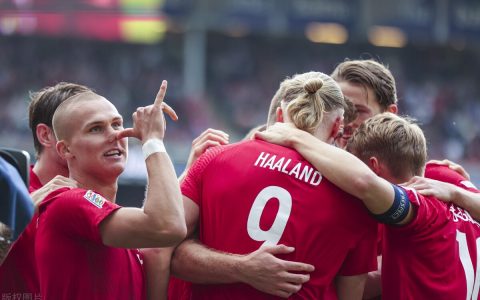 欧联杯哈兰德两球一助攻，福斯贝里进球挪威32瑞典。