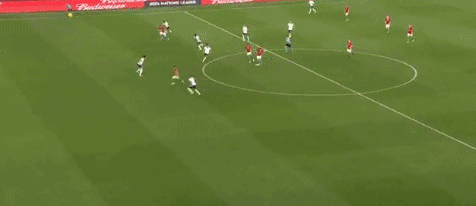 欧国联-大冷门！英格兰主场0-4惨败匈牙利 绍洛伊两球 斯通斯染红