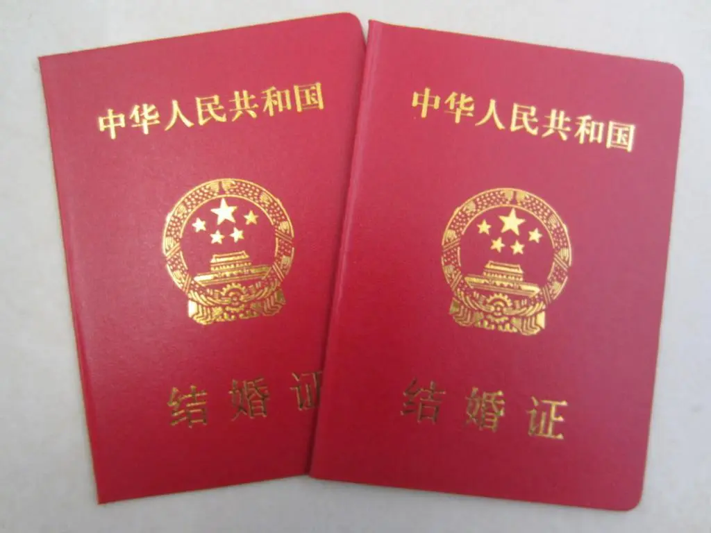 9年过去了，那个嫁给环卫工人的湖南女教师黄秀群，如今怎么样了