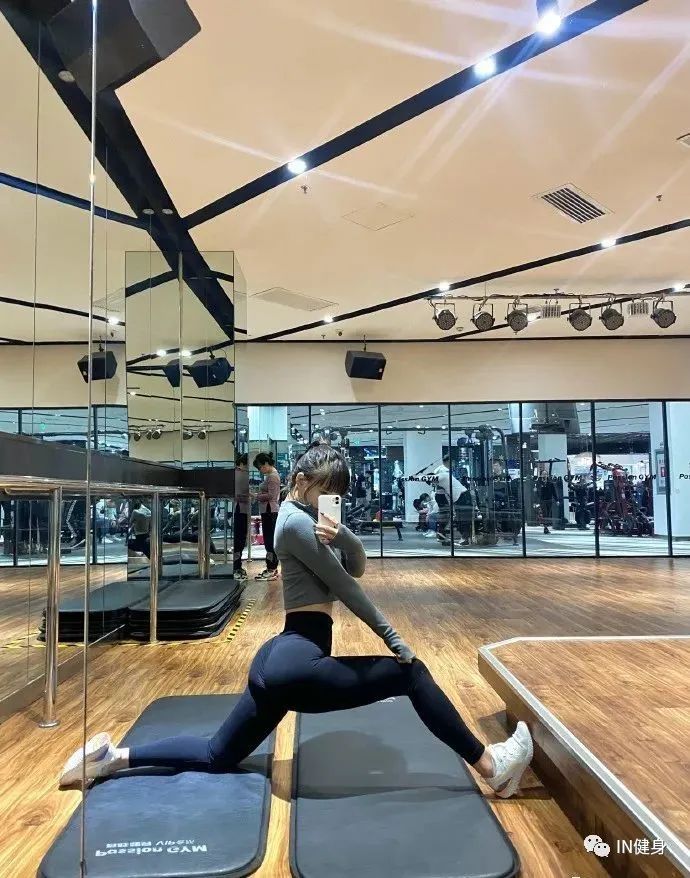 拥有0.7黄金腰臀比的山西辣妹，不敢多看