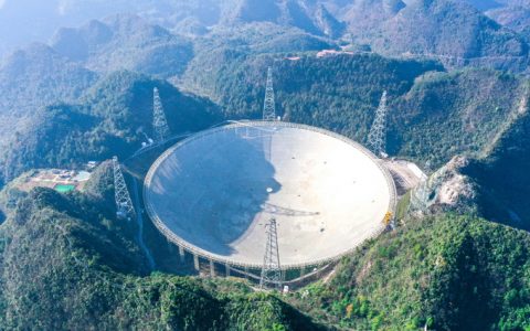 “中国天眼”又有新成果！发现首例持续活跃重复快速射电暴