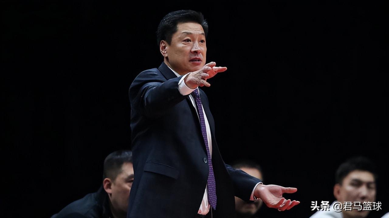 王晗年薪多少？曝是杨鸣五倍，比杜锋还高50万，难怪孙军请不起他