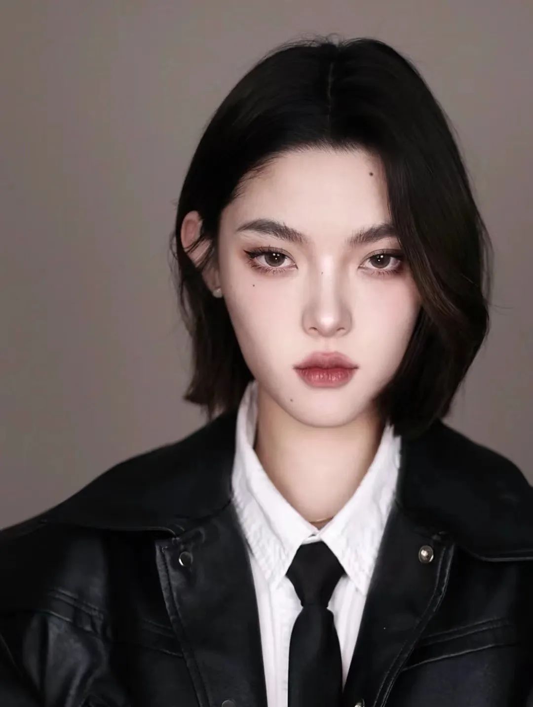 为什么“扁平脸”的女生，更受直男欢迎？