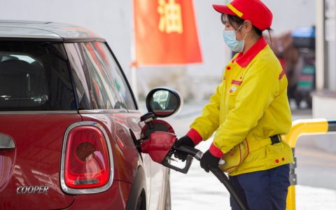 油价今晚或继续上调，92号汽油全面进入9元时代