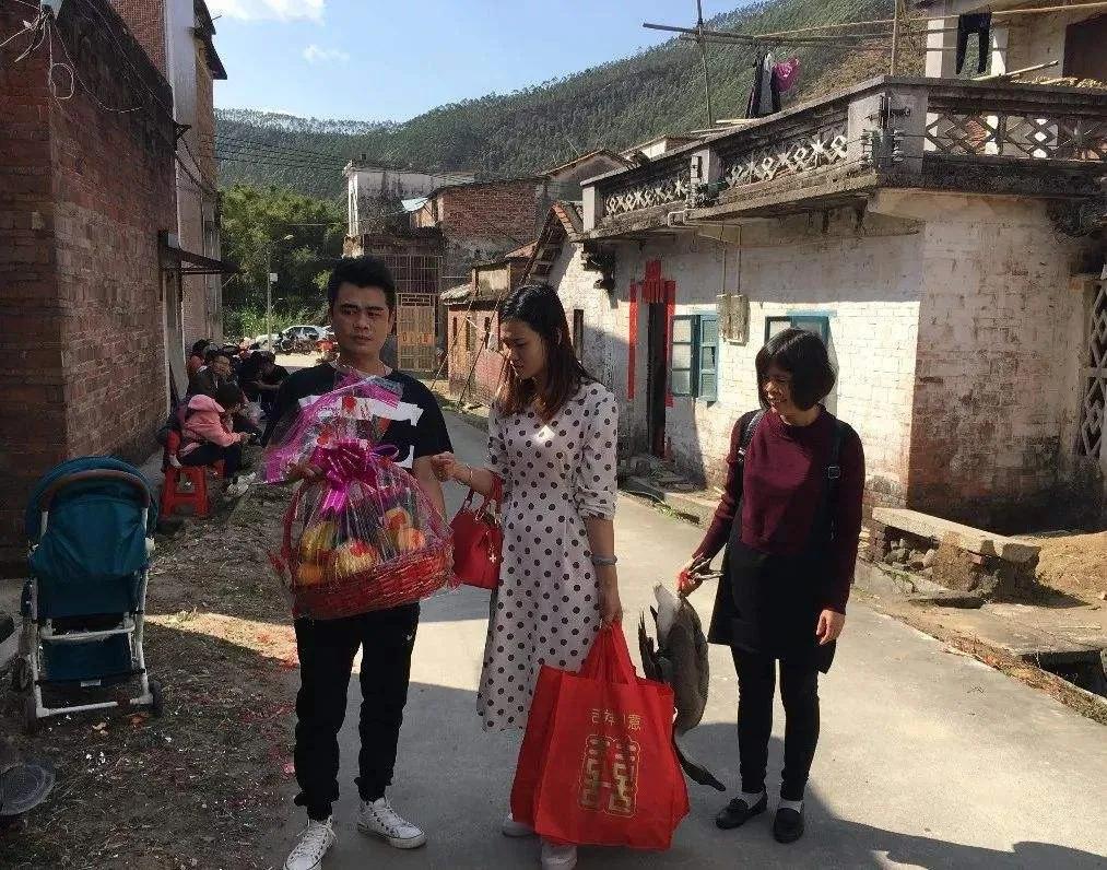 农村俗语“女婿上床，家破人亡”，端午不吃娘家粽子是指啥意思？