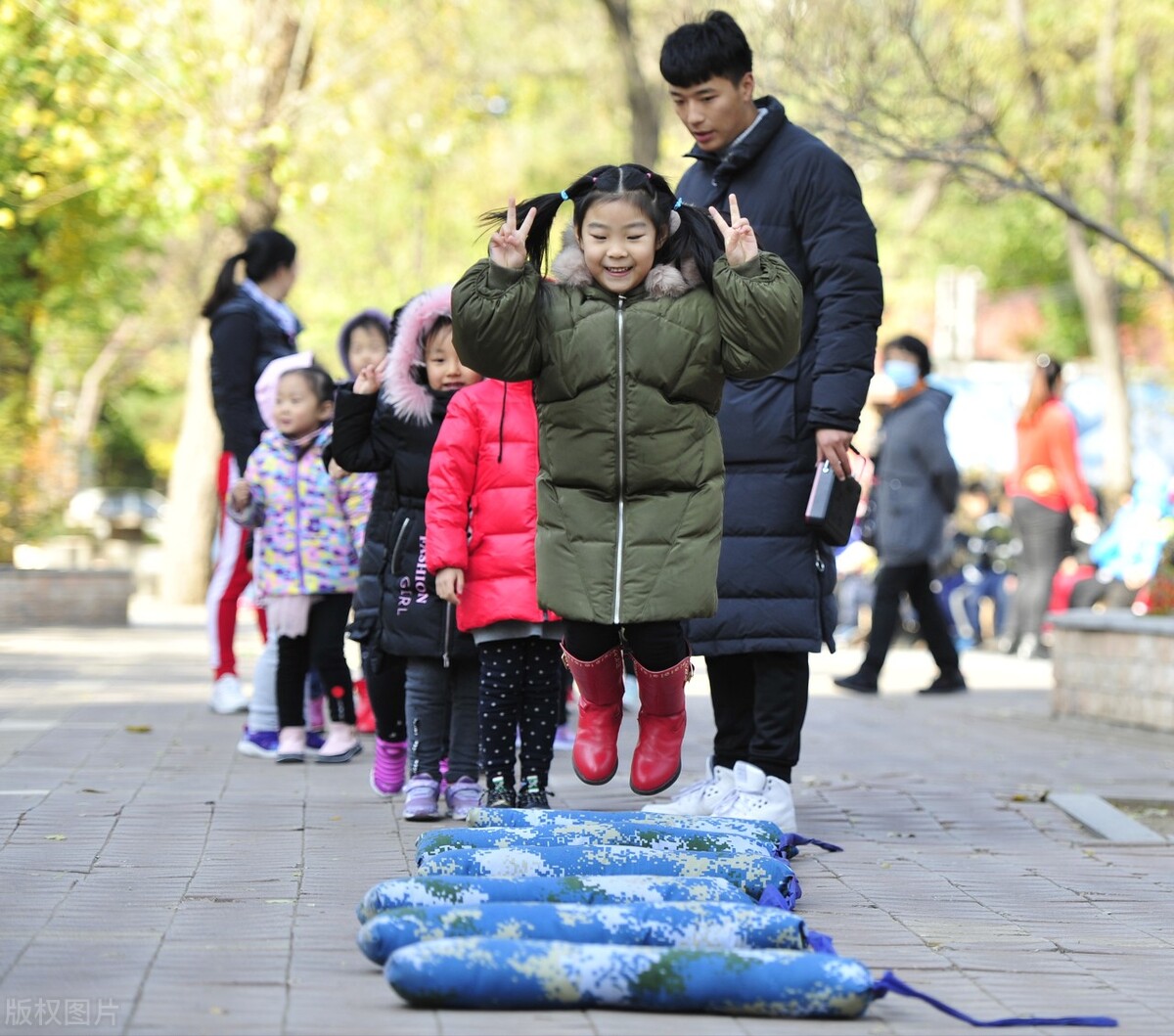高考分数不够，志愿计谋来凑，逆向思维报考法