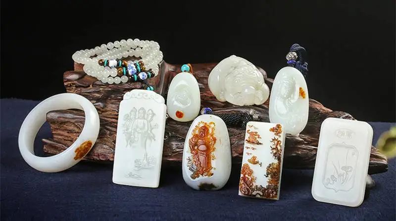 和田羊脂玉和和田籽料有什么区别，羊脂玉和和田籽料的区别