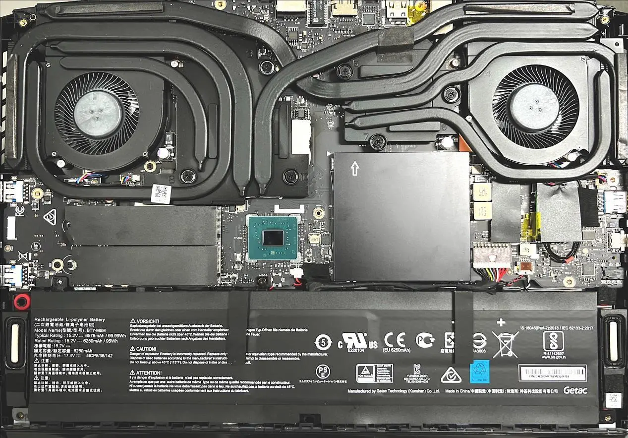 微星出击GE67 HX评价：以240Hz有机发光二极管赢得电竞巅峰-